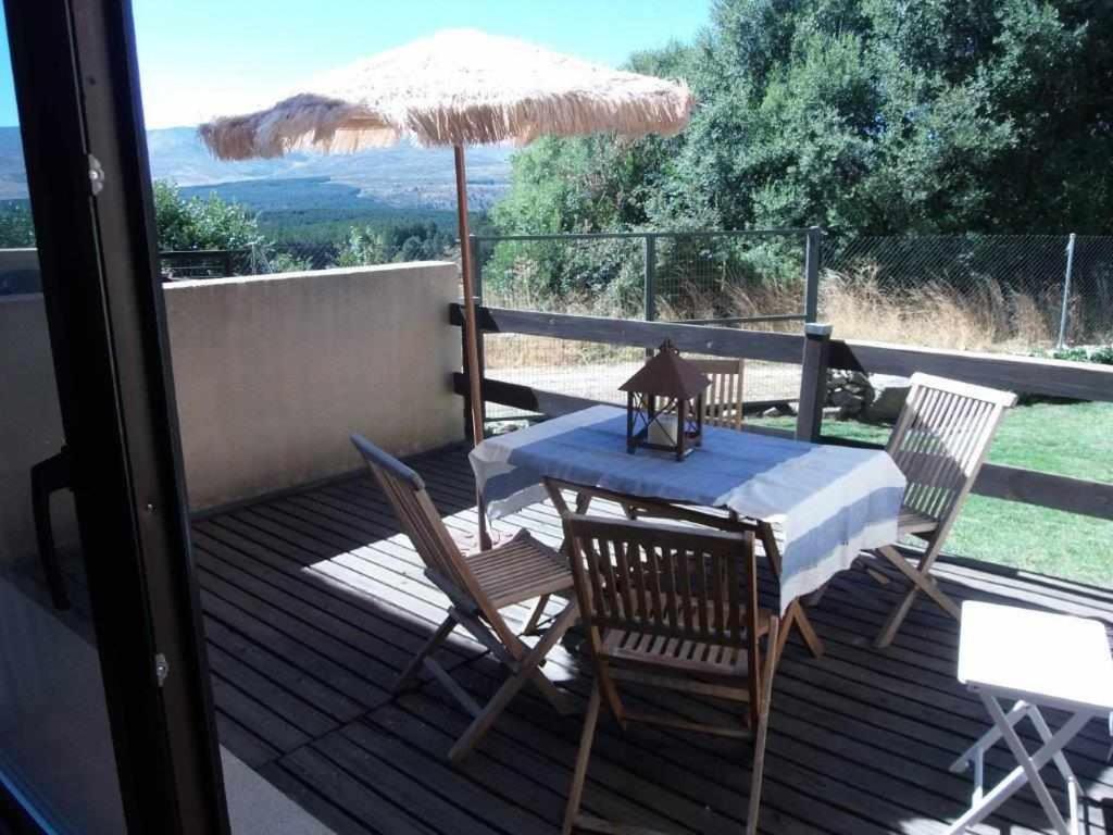 Casa Iona Chalet Adosado Con Vistas A La Montana 纳瓦雷东达德格雷多斯 外观 照片
