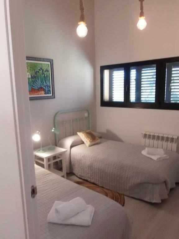 Casa Iona Chalet Adosado Con Vistas A La Montana 纳瓦雷东达德格雷多斯 外观 照片